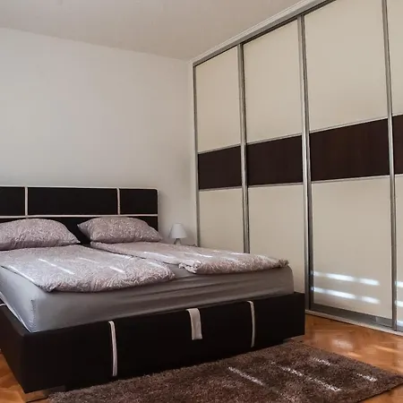 Apartamento Point *